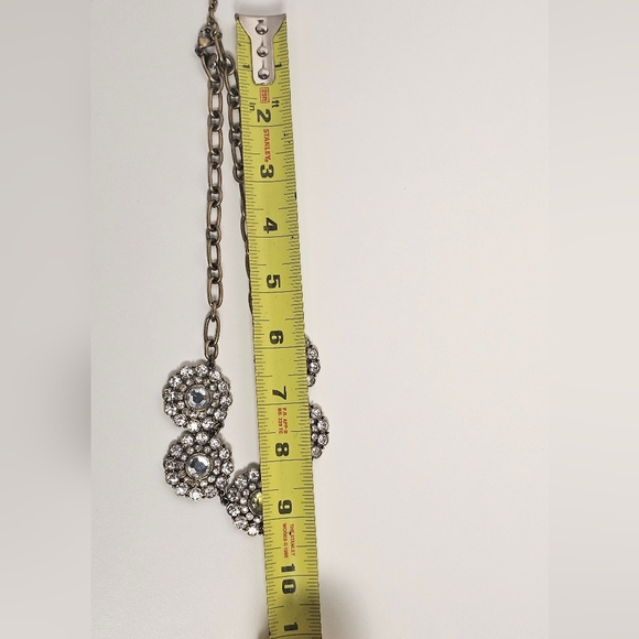 [J. CREW] Classic Antique Gold Jeweled Medallion Statement Necklace - Picture 7 of 16